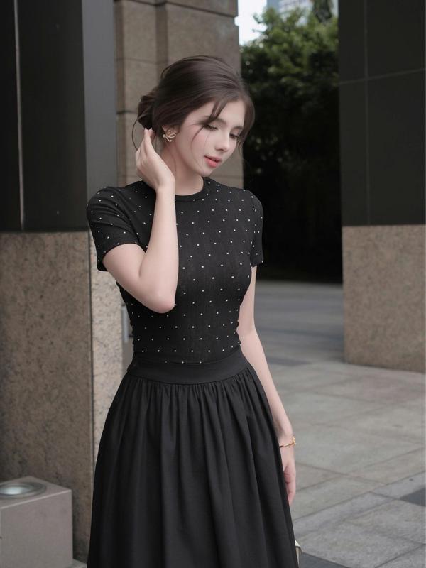 Áo thun tay ngắn cổ tròn chấm bi COCOBEBE NEI TOP