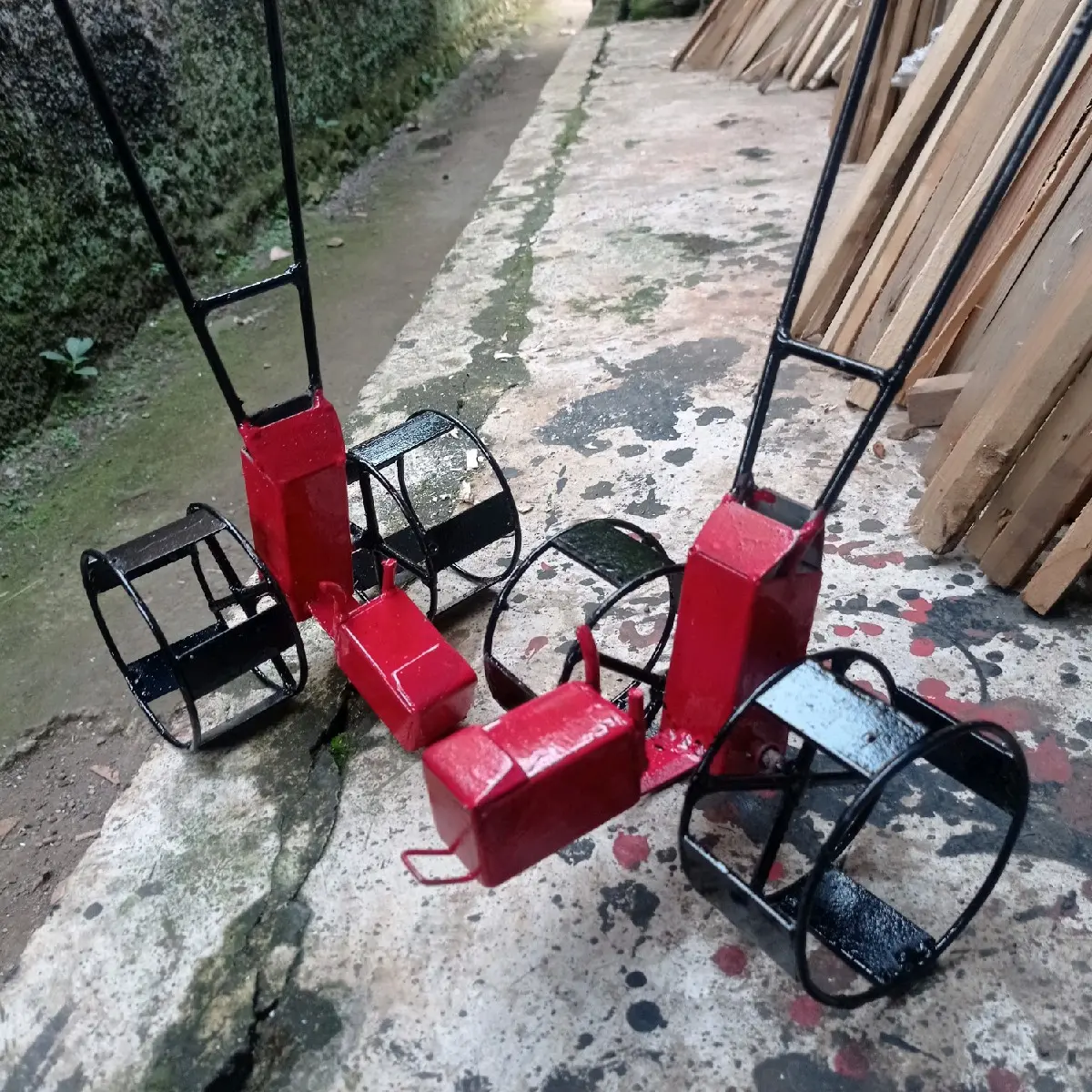 MAINAN TRAKTOR ANAK MINIATOR TRAKTOR BAJAK SAWAH