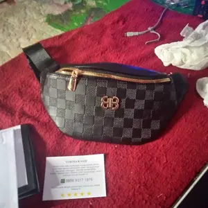 BAMBEG - WAISTBAG COF BAHAN EMBOS FREE PAPERBAG - TAS PINGGANG COF EMBOSSED FREE PAPERBAG - 191571