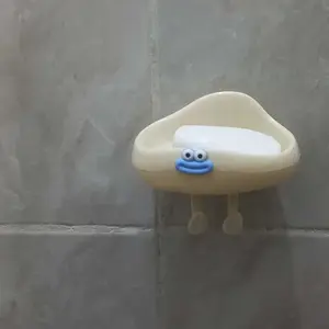 PIFACIA Tempat Sabun Batang Kotak Sabun Mandi Karakter Lucu Dilengkapi Dua Hook Gantungan Pengait Tempel Tanpa Paku