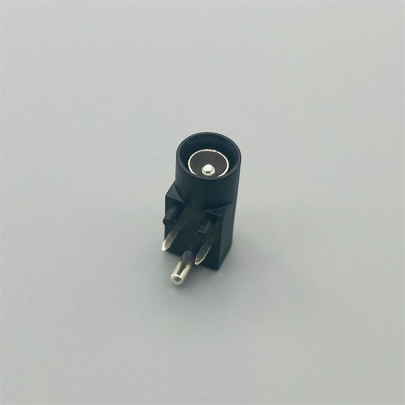 Product Introduction of DC source socket 4.0 square head safety standard socket square mouth medical instrument mother seat physical therapy massage instrument DC head with cable 5