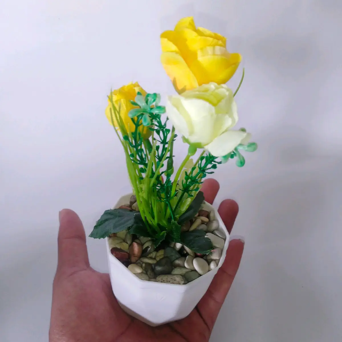 BUNGA HIAS PLASTIK BUNGA TULIP MINI DENGAN VAS NO 8CM