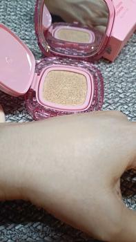 Product Review of 【Hot】Glad2Glow Perfect cover cushion dengan kandungan skincare mencegah kekusaman dan kulit kering sepanjang hari G2G Concealer Foundation Wajah Extract Mencerahkan Lasting Compact from L**🏻 3