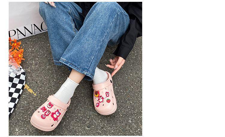 Product Introduction of Shoes Women's Slippers Popular Personalized Thick-Soled Slippers Men's Outerwear 2023 New Baotou Sandals Sandals Beach Shitting Feeling Men's Sandals Slippers 24