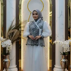 Mecca Gaun Muslimah Elegan dengan Desain Cantik dan Nyaman untuk Acara Spesial Anda Model Terbaru
