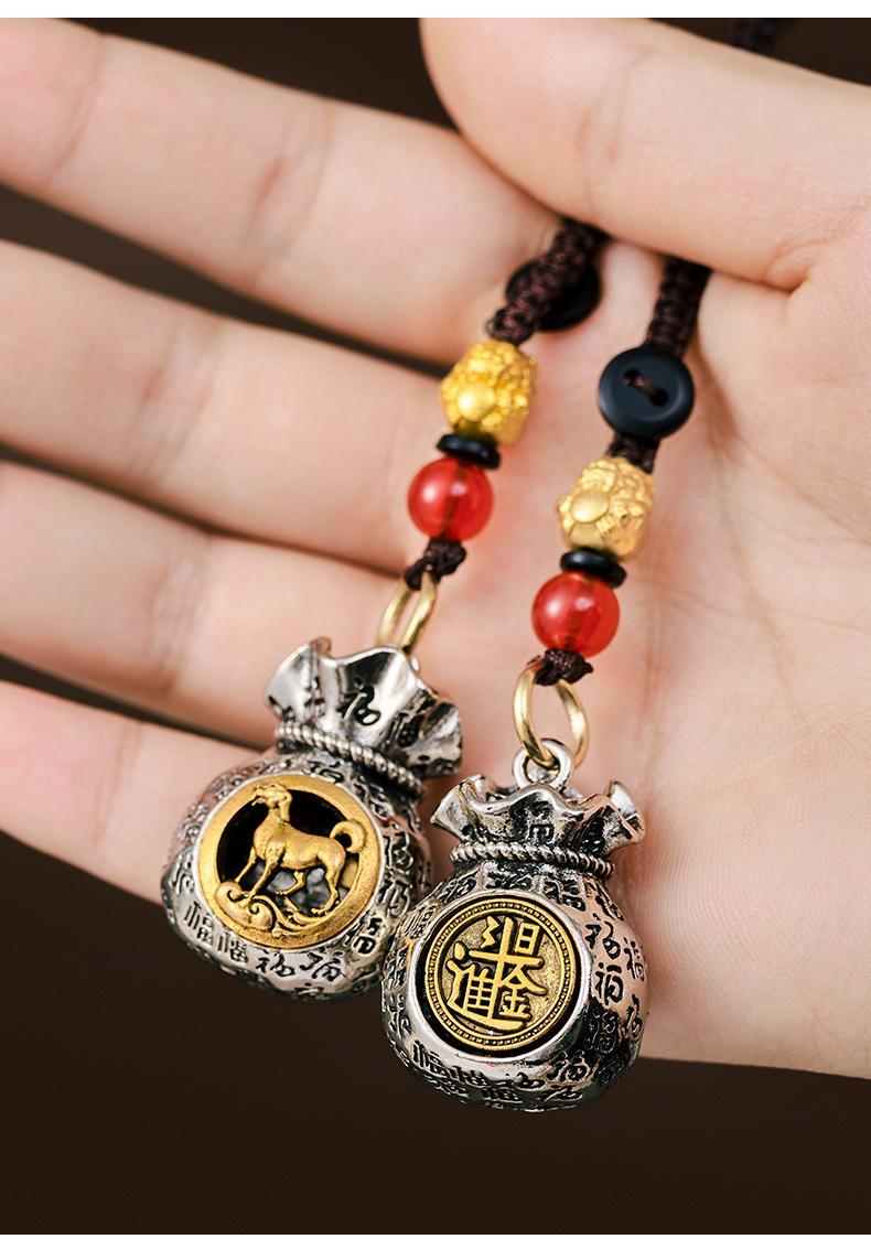 Product Introduction of Feng Shui pendant Chinese Zodiac Sun Dou gold Momofu money bag can be rotated fortune bag key Car key link pendant men and women fortune 9