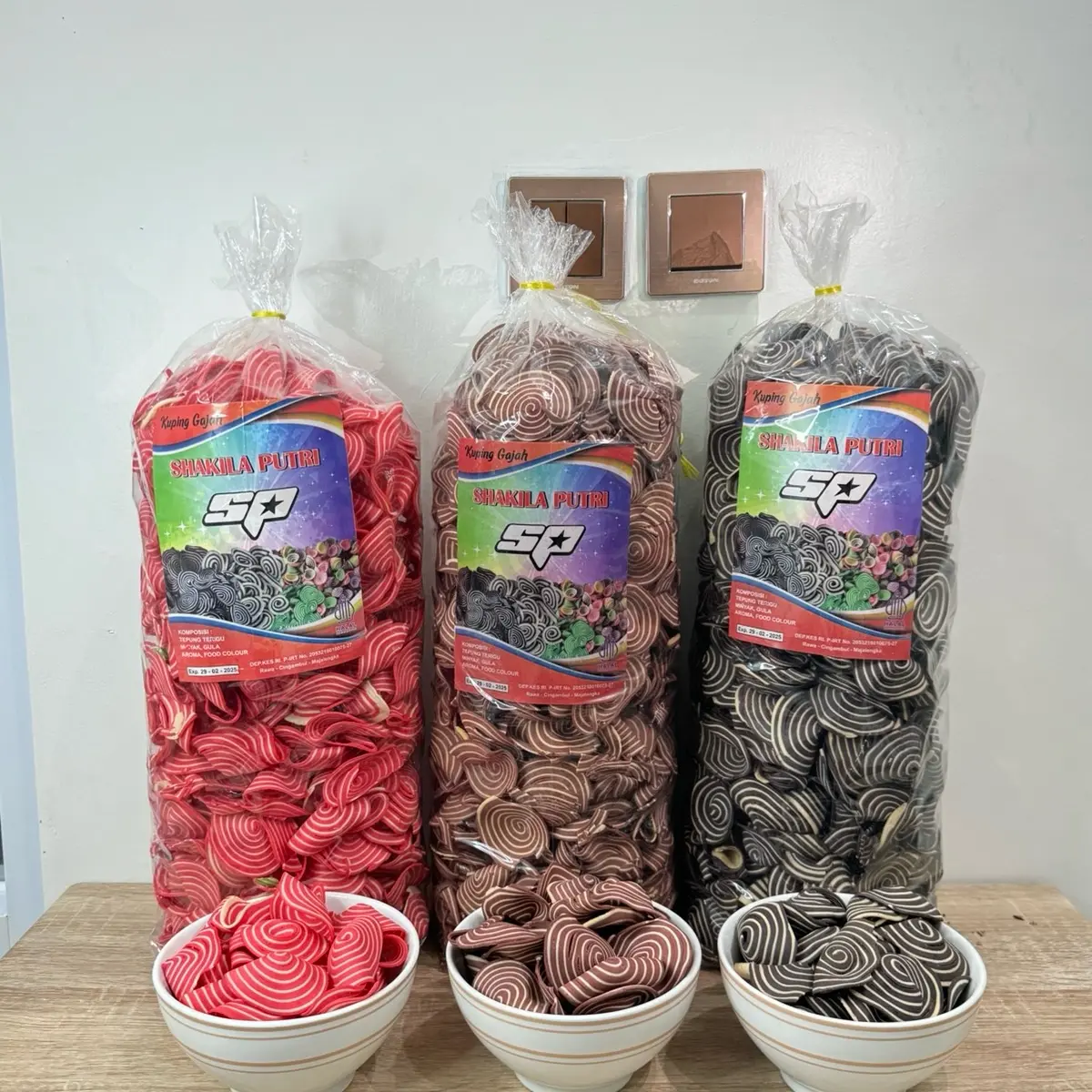 1 BALL KUE KUPING GAJAH 1KG MANIS RENYAH