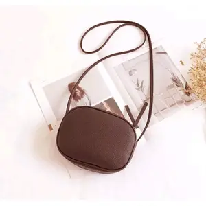 ASKA TAS SELEMPANG HP Wanita 17cm x 12cm Bahan Sintetis Tahan Lama & Mudah Dibersihkan Model Praktis dengan Ruang Resleting Aman untuk Kegiatan Sehari-hari