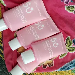 MINIPINK Brightening Sunscreen SPF50+ 40ml Face & Body Sunblock Lotion Putih UV Protection MP029