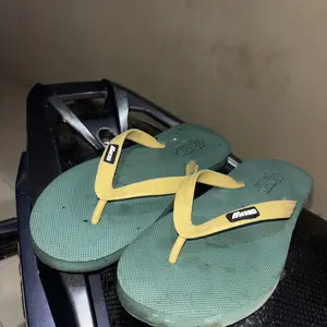Sandal Jepit  flip flop MIZEO Pria Wanita Karet empuk ringan|sandal spon|sendal rubber anti slip|sndal santai berkualitas|distro