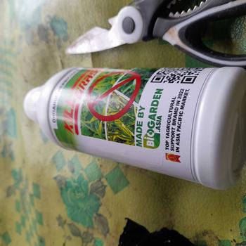 Product Review of KILL GRASS HERBISIDA BIOLOGIS - beli 3 gratis 1 pembasmi gulma CAIR Tanaman from M** $**r 1