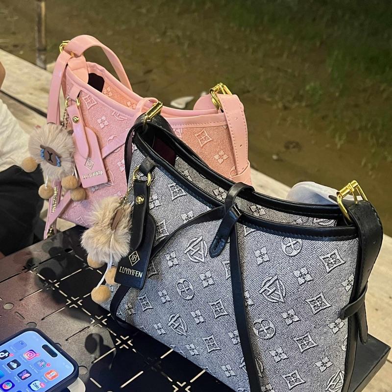 [Tặng gấu và ví] Túi xách nữ đeo vai  sét đôi tặng ví tặng gấu chất da mềm mại  lót nhung