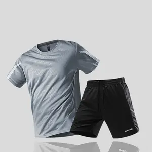 KAMB Setelan olahraga lari outdoor pria sepak bola kebugaran atletik pakaian latihan lengan pendek cepat kering bernapas dengan kantong