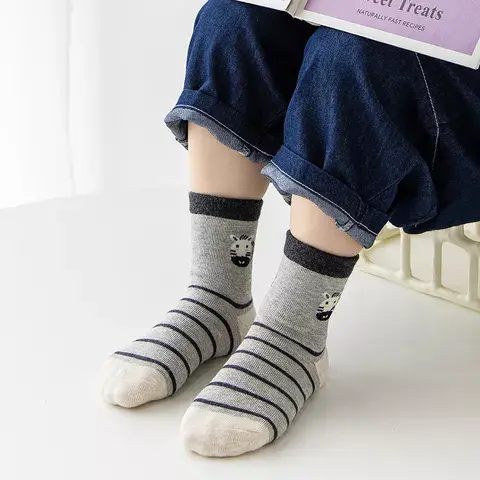 Kaos Kaki Anak Motif Karakter Lucu PAUD/TK & SD, Laki-laki Perempuan Bahan Lembut 5