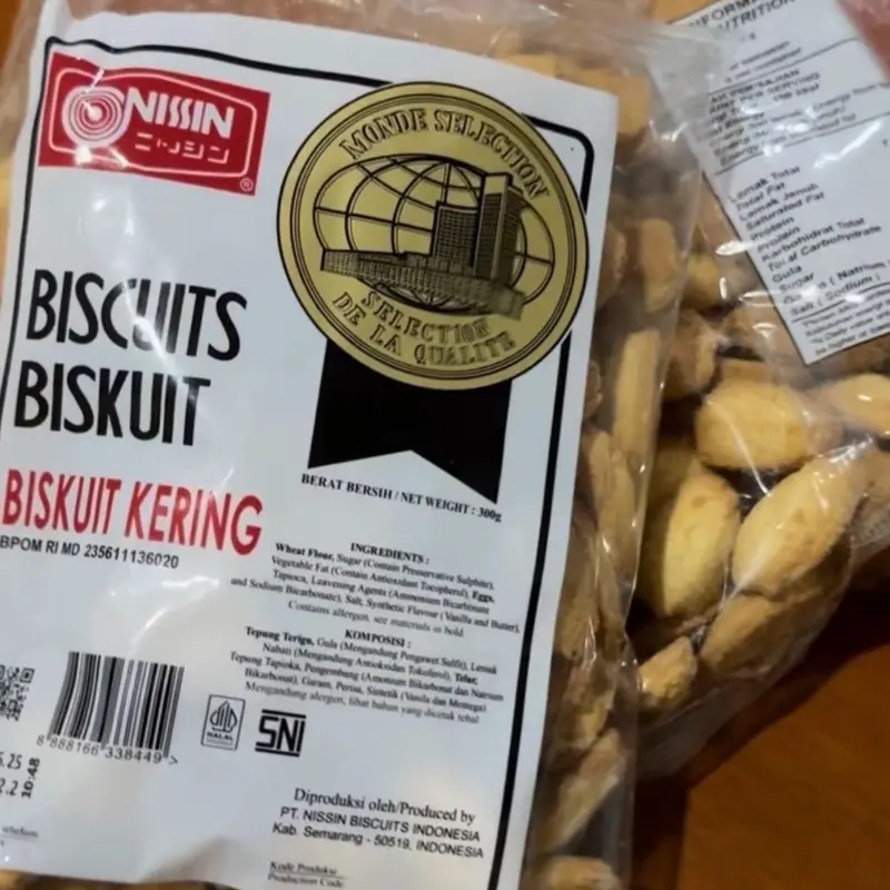 Bikuit kering nissin bentuk belimbing 300g, Biskuit  Manis cocok untuk  Cemilan