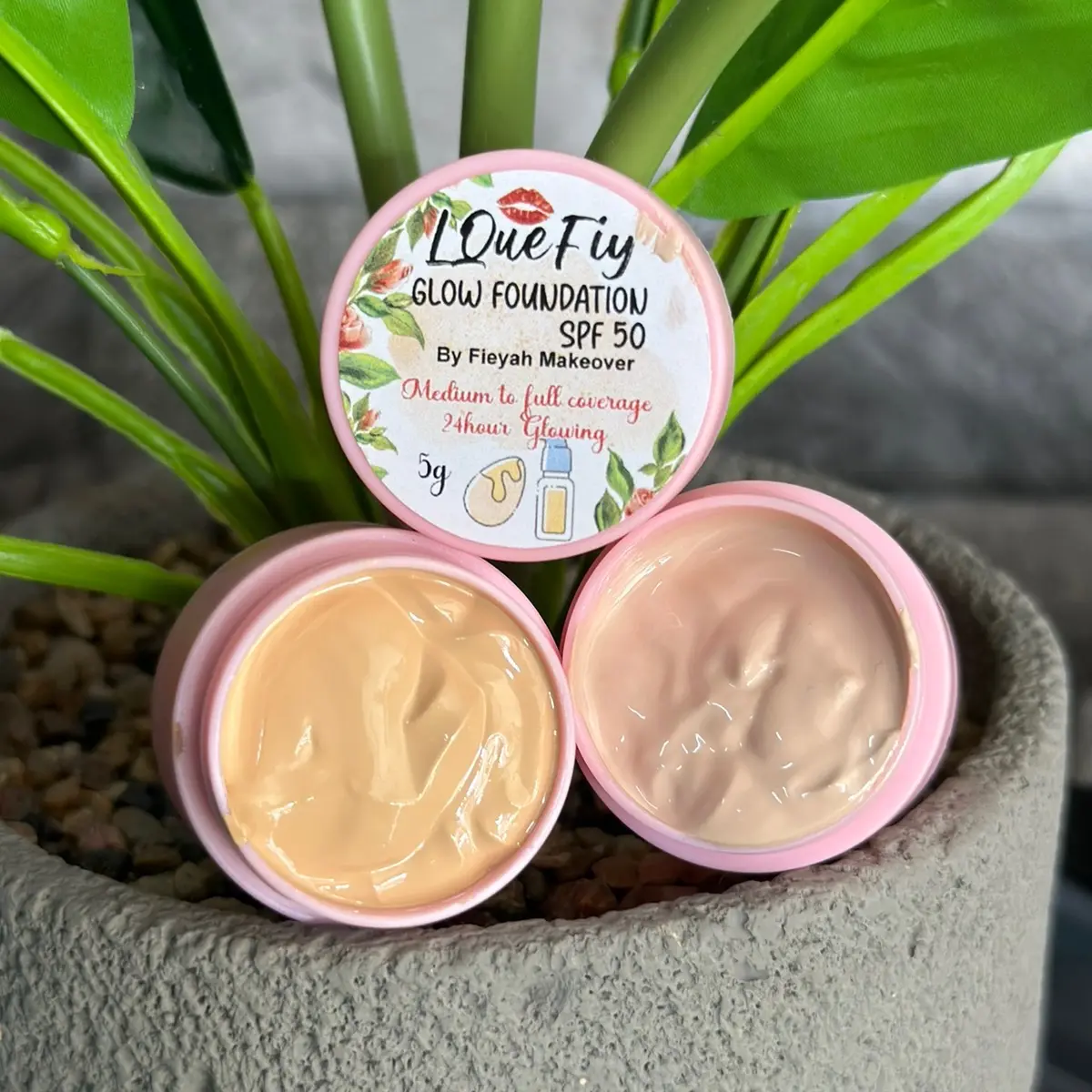 LQueFiy GLOW FOUNDATION FULL COVERAGE