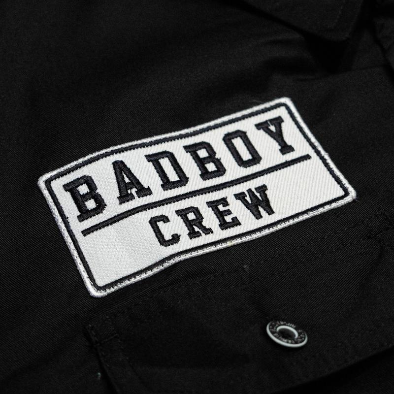 Soldierside Familia Workshirt "TheCREW" Hitam Bordir Putih-Hitam WS197 Kancing Simple kemeja pria  skena 3