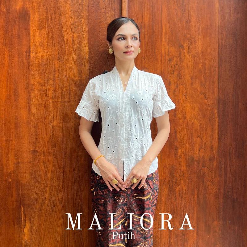 Atasan Kebaya Kartini Lengan Pendek Katun Bordir Maliora 2