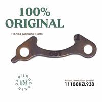 Gambar Plat Penahan Laher Beat FI (Plate Mission Bearing Set) Ori AHM Gearbox Girbox - 11108KZL930 dari dapurgrosirHGP Kab. Bandung 1 Tokopedia