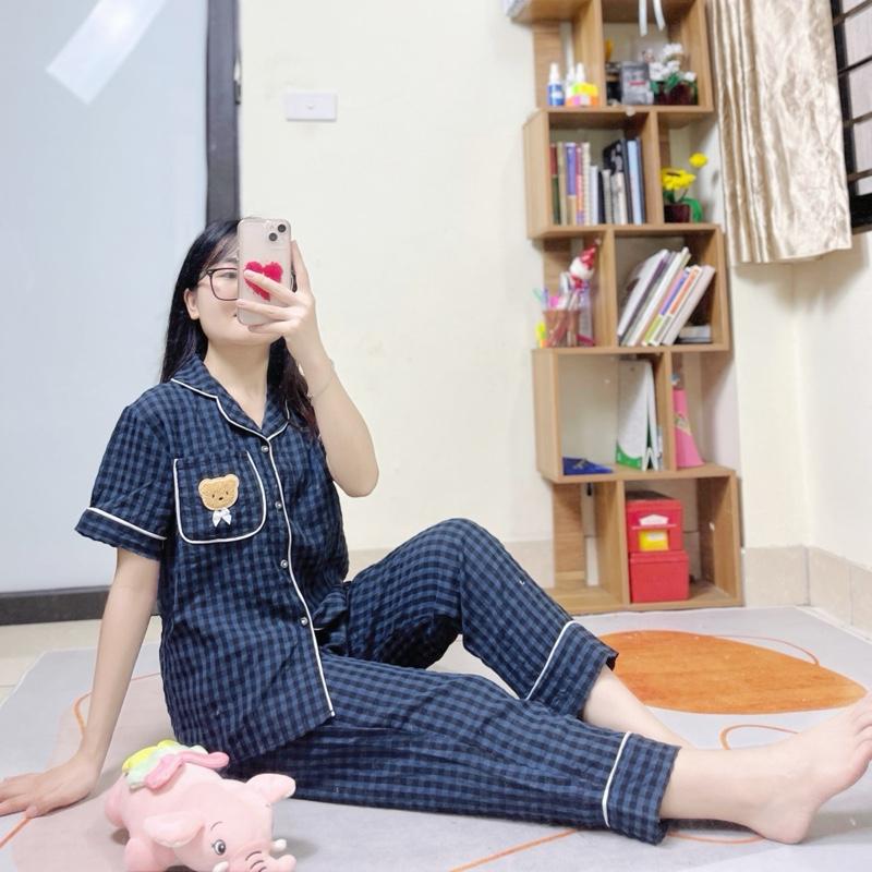  Bộ đồ ngủ mặc nhà Pijama nữ cộc dài chất đũi xốp hoạ tiết kẻ caro mềm mại thoáng mát 