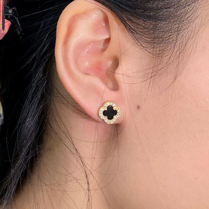 Bông Tai Cỏ 4 Lá Đen- Đỏ - Trắng - Vàng - Xanh lá Đích Đẩy Đồg vàng