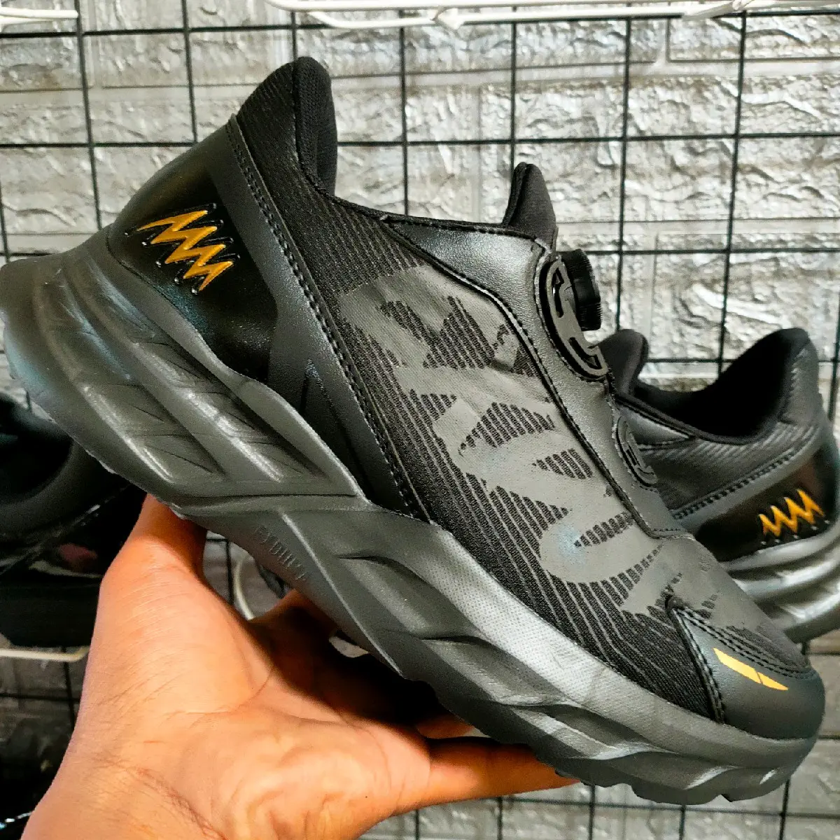 SEPATU OLAHRAGA EXDUMA TALI PUTAR ORIGINAL Gym