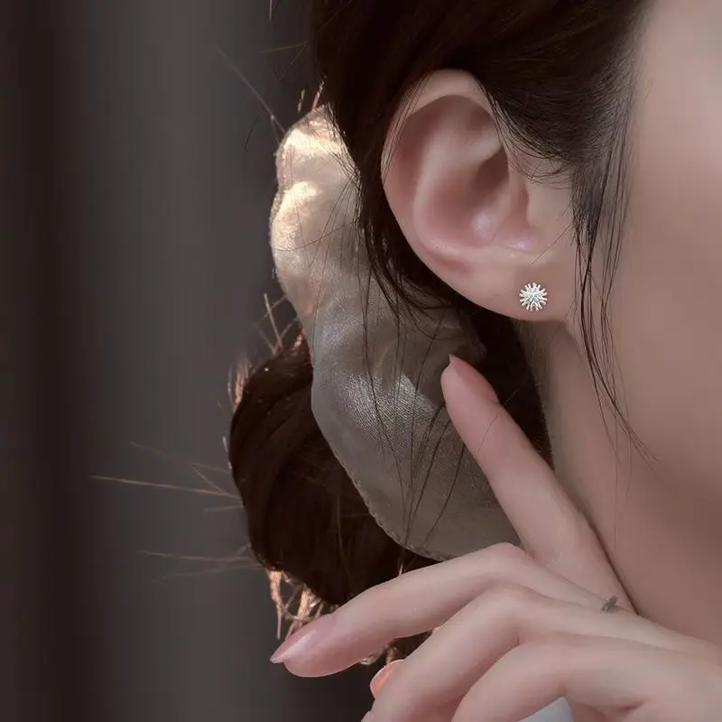 Dandelion earrings for women, threaded buckle anti-drop design, versatile sweet temperament, high-end small earrings, women's earrings, light luxury niche design, cute style gift for gf, Korean style