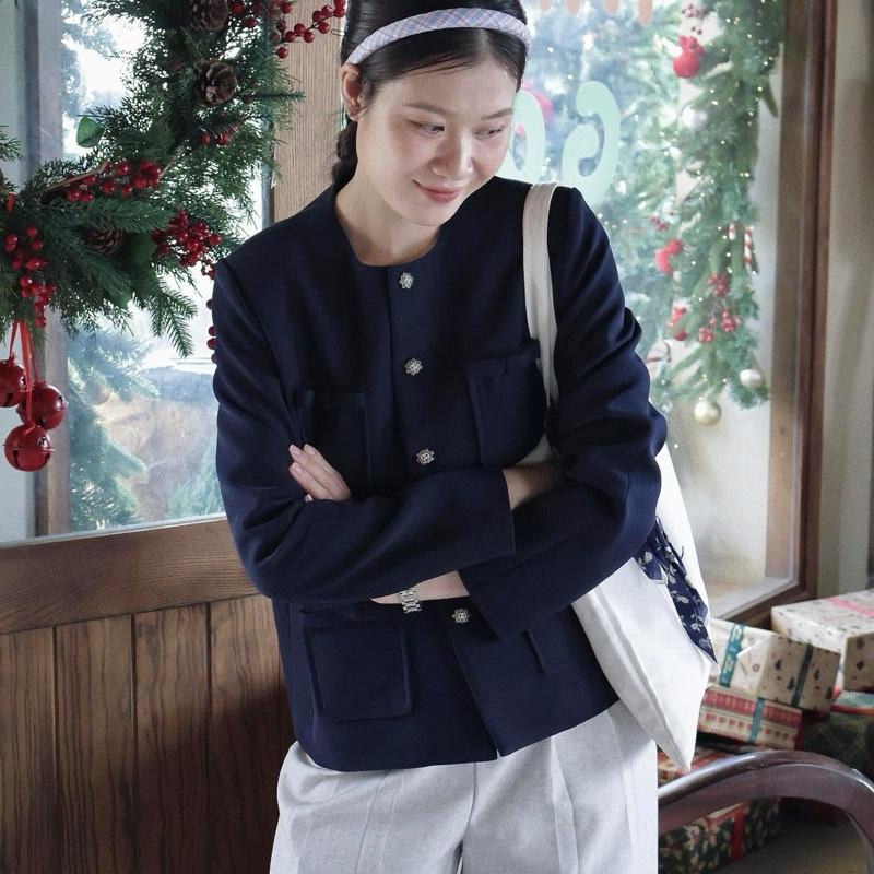  LÀ EM Áo Khoác Blazer Hera Ngắn Tay Và Dài Tay - Áo Blazer Nữ Chất Liệu Tuytsi Mềm Mịn Không Nhăn Phong Cách Sang Trọng Thanh Lịch Dài Tay Cho Mùa Thu Đông 