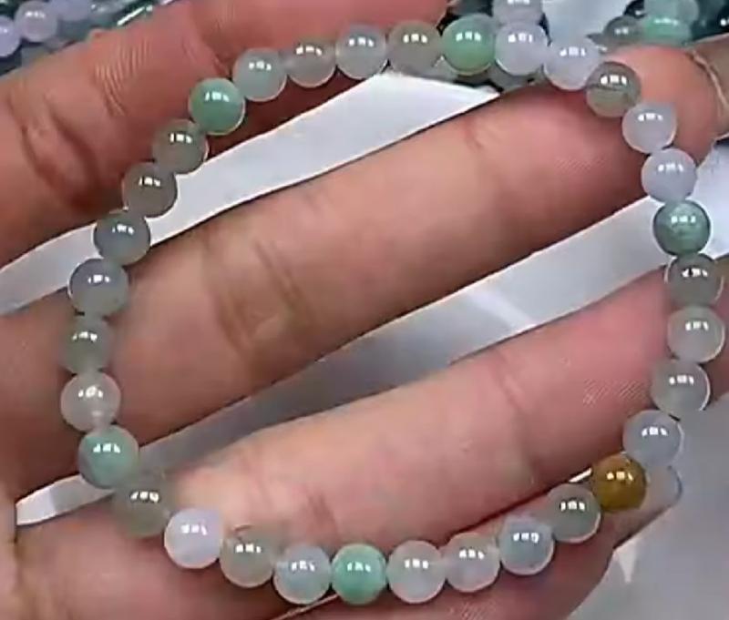 Product Introduction of RivieraGems Authentic Natural Type A Myanmar Multiple Colour Small Beads Bracelet (5.5 mm) 1