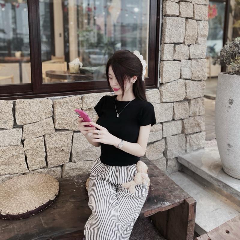 [BHY] deal mở bán-set áo babytee ôm body+ quần ống rộng kẻ sọc mix gấu có thể tháo rời <ảnh chính chủ>