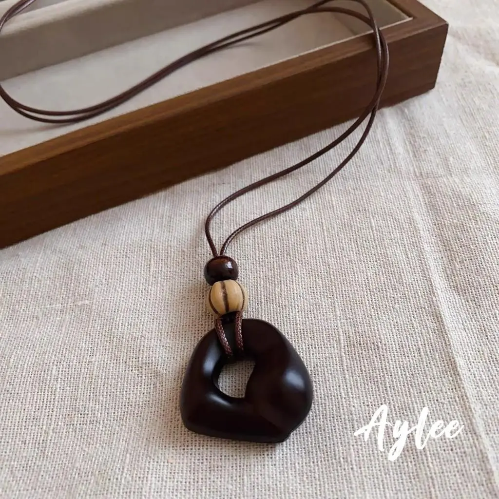 [Aylee] Kalung oval tidak beraturan berwarna cokelat gaya vintage kalung choker liontin panjang untuk wanita Y1235
