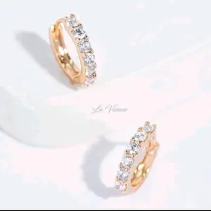 Anting Jepit Baris Satu Titanium Wanita Anti Karat dan Tidak Luntur Gold 12cm - Dewasa