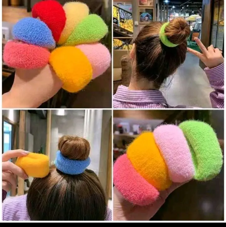 Ikat Rambut Donat Lucu Random dengan Scrunchies 3