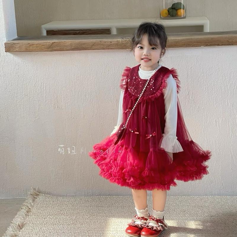  Cá Mập Con - S656: Sét Áo + Váy + Nơ Đeo Babydoll MengN Hai Tầng Bồng Bềnh Bé Gái Qccc Sét Váy Đỏ Cho Bé Gái Sét Váy Công Chúa Cho Bé Gái 