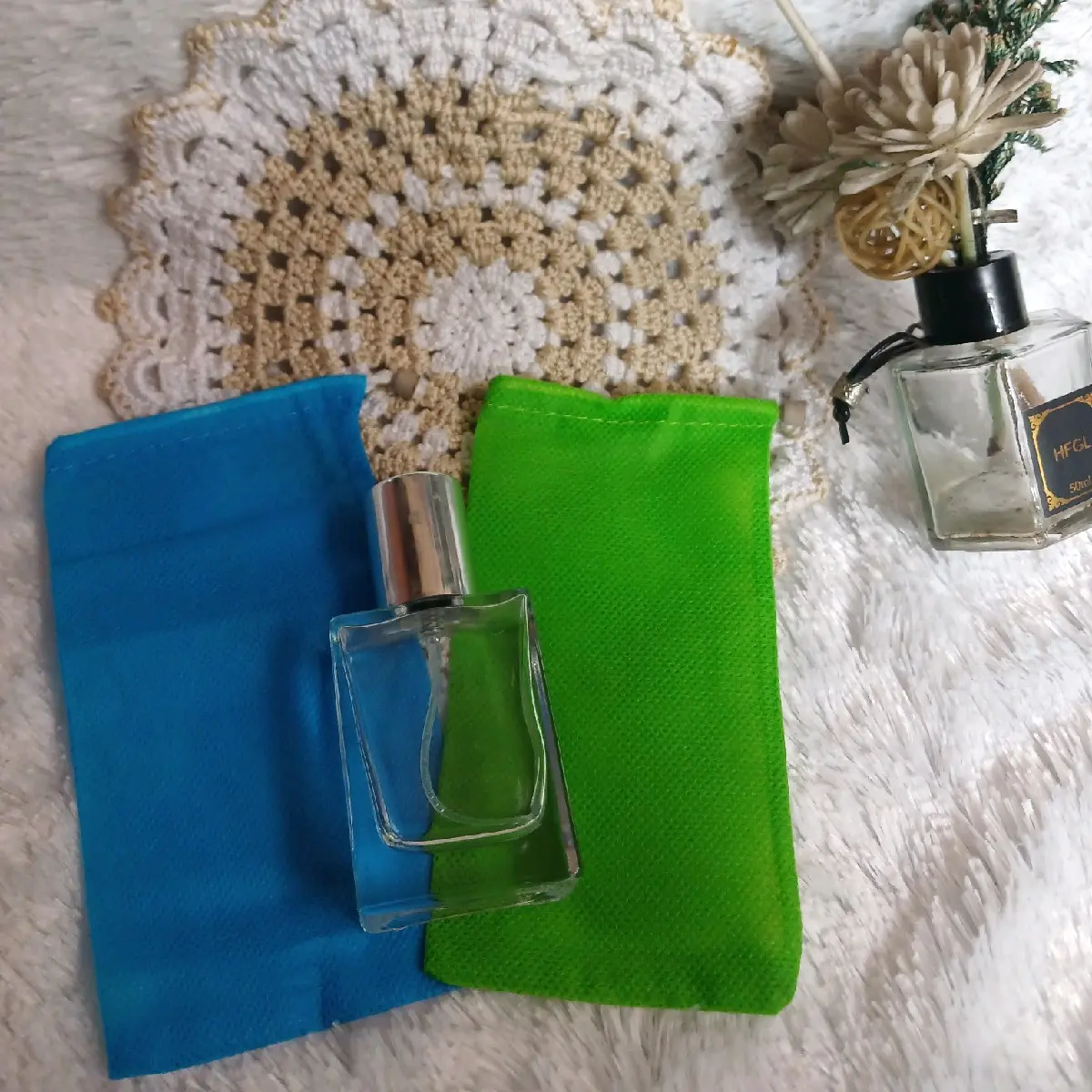 kantong/pouch parfm serut uk.7x13cm (100pcs)