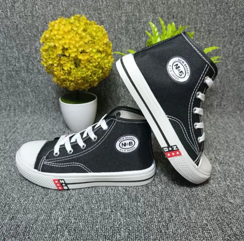 sepatu sekolah hitam putih tali N&B tinggi 30-40 (NB) sepatu sekolah anak nb tali terbaru 3