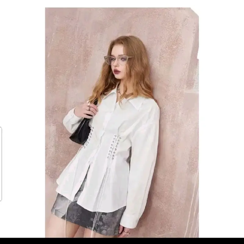 Atasan Wanita Korea Putih Polos LD 100 - Gaya Modis dan Trendy - Crop, Hitam, Baju, Casual, Panjang, Top, Cewek, Oversize, Basic, Katun simpel remaja 1