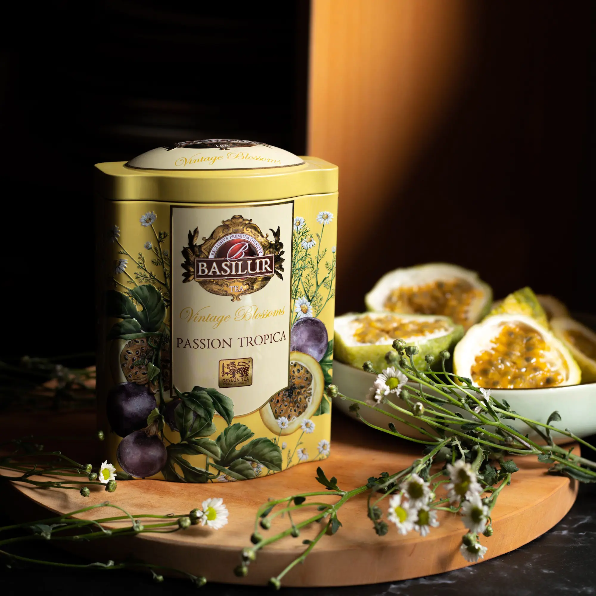 Basilur Vintage Blossoms Passion Tropica Passionfruit & Chamomile Ceylon Green Tea - 20 Pyramid Bags