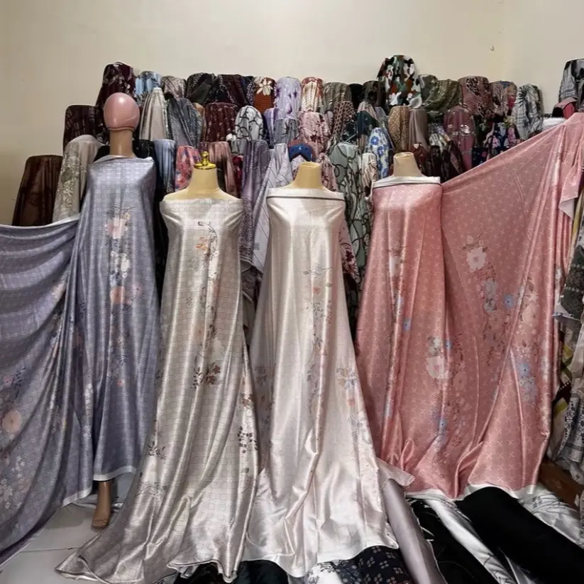 Bahan kain meteran arabian silk motif firza /harga o,5 meter