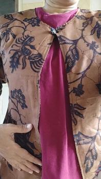 Product Review of Outer Wanita Blezer Kerja Batik Bolak Balik 2 Motif 2 in 1 Real Pict Kancing Blazer Atasan Hitam Casual Kotak Panjang Baju from a**e 0
