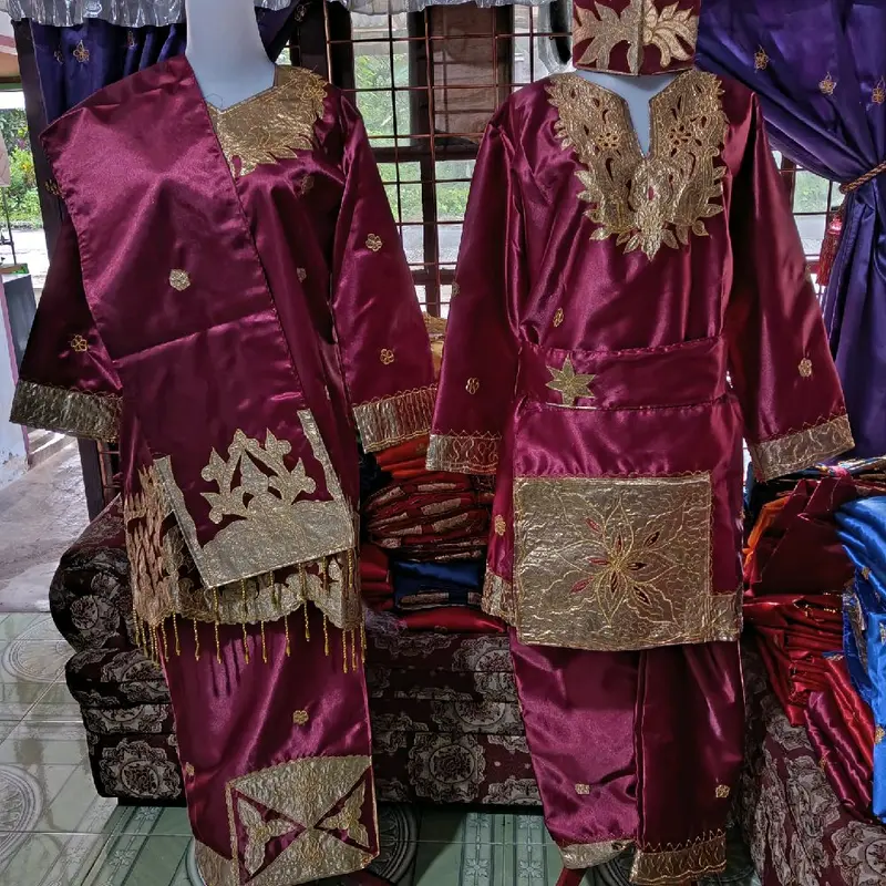 baju adat minang dewasa sepasang 0