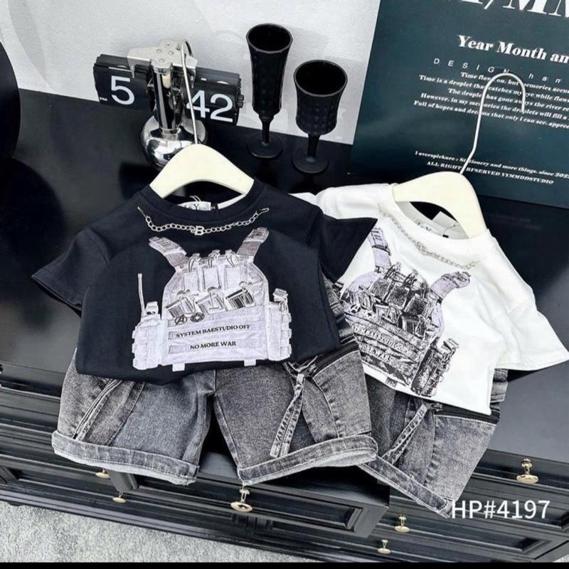  Bộ cộc hè áo cộc tay kèm quần jean túi hộp cho bé chất jean mềm mặc thoải mái 