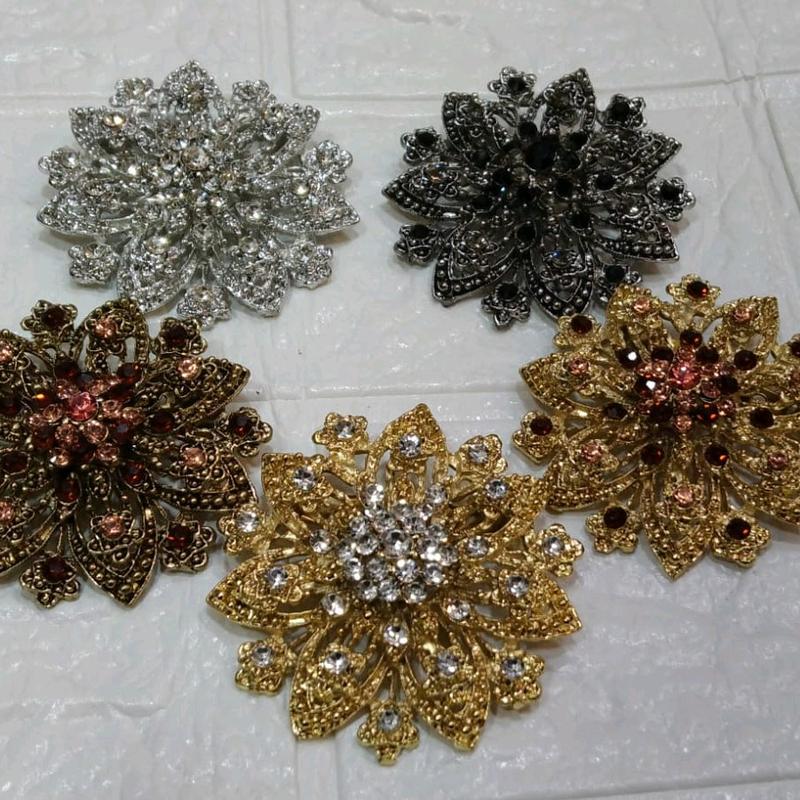 Bros/Bros kebaya/bros hijab/Bros kebaya kutubaru/bros kebaya mewah/brooch/Bros kebaya Bulat Elegan Bunga Clips 1