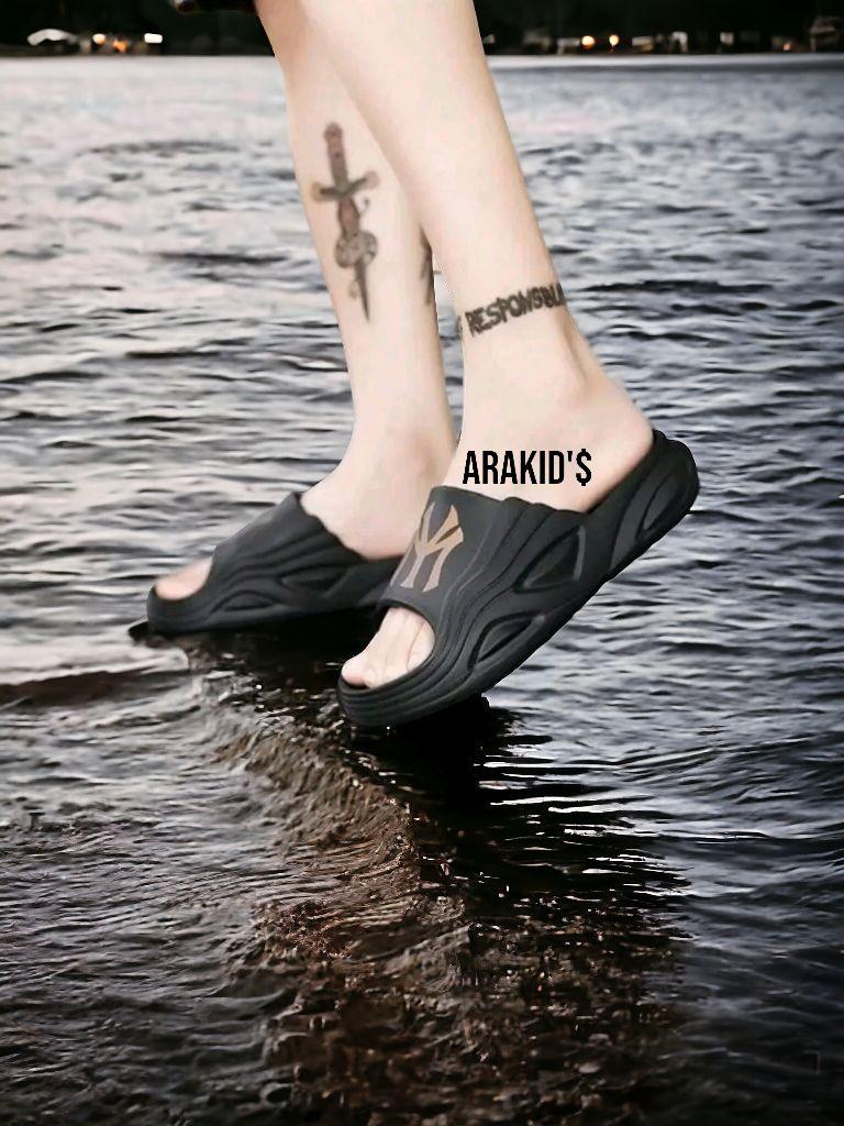 Product Introduction of Sendal Slop anak laki laki casual empuk Ringal M2014 4
