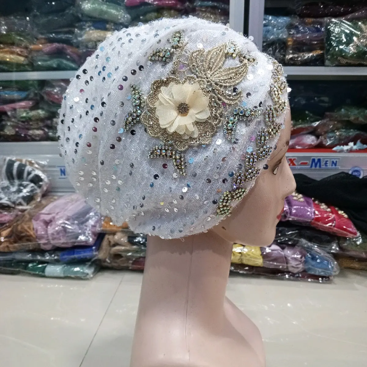 Turban pesta terbaru kembang permata wanita dewasa bugis