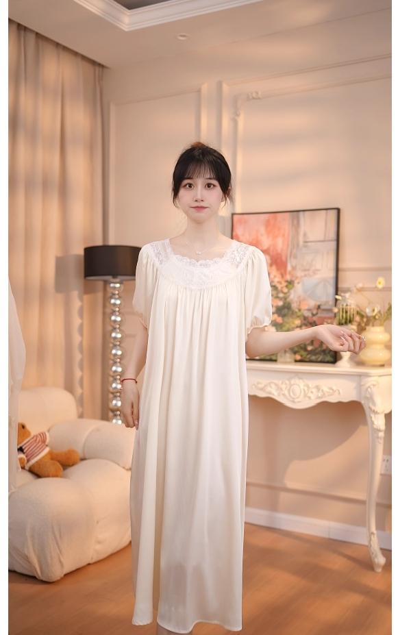 Product Introduction of Loose solid color nightdress thin style simple lace palace style slim fashion temperament summer elegance 3