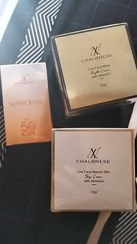 Product Review of CHALONESE Paket Skincare Sunscreen Cream Moisturizer BPOM ( Sunscreen SPF 50Pa+++ + Day & NIght Cream) Pelembab Wajah Anti-UV Facial Hitam from S** w**i 0