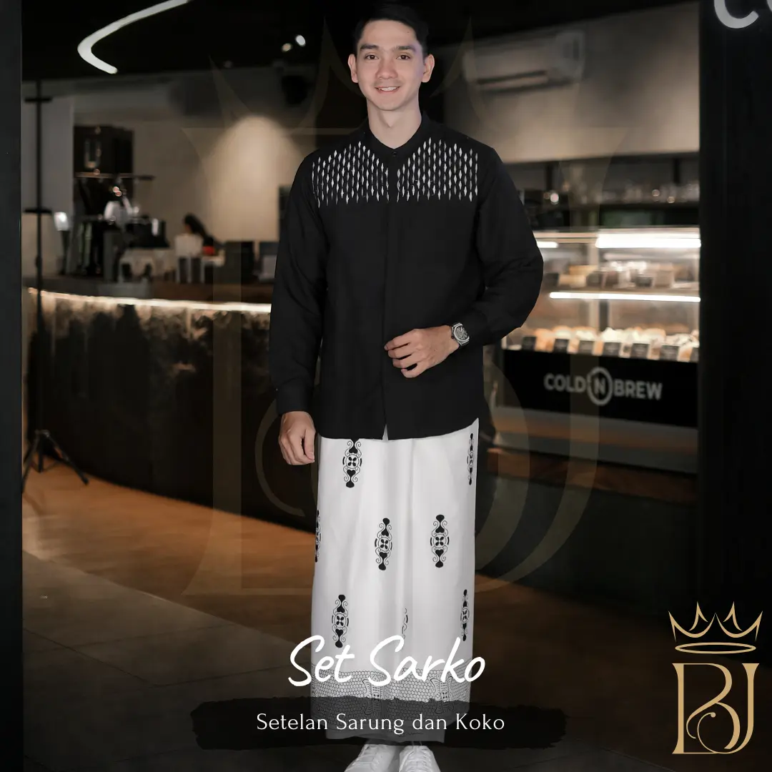 KOKO HITAM SARUNG PUTIH