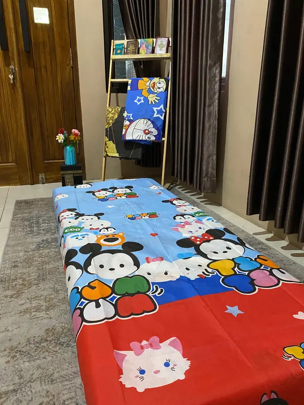 Sarung Kasur Busa Resleting Motif dan Karakter Anak (Tanpa Bantal & Guling) 0