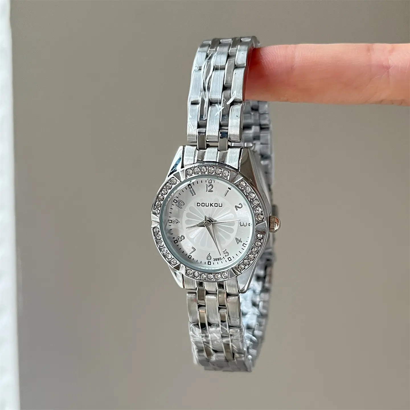 Aurora Silver Bracelet with Small Round Crystal Dial, Elegant Dress Watch, Sparkling, Suitable for Every Occasion - TikTok Shop Philippines Aurora Silver Bracelet with Small Round Crystal Dial, Elegant Dress Watch, Sparkling, Suitable for Every Occasion - TikTok Shop Philippines